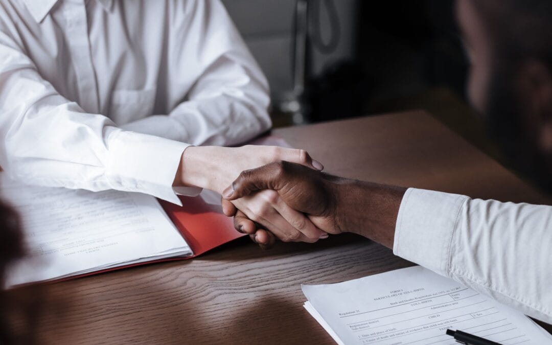 Werkgevers nemen geregeld kandidaten aan die niet aan alle functie-eisen voldoen